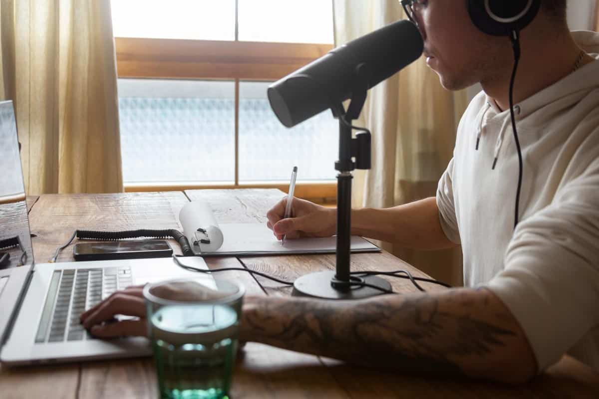 How to create a podcast 5 easy tips that may help you How to create a podcast? 5 easy tips that may help you