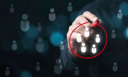 How to create a buyer persona for your B2B target audience